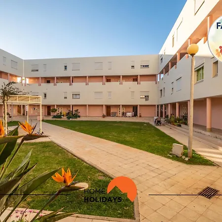 #012 Exclusivo Familias, Habijovem By Holidays Appartement *