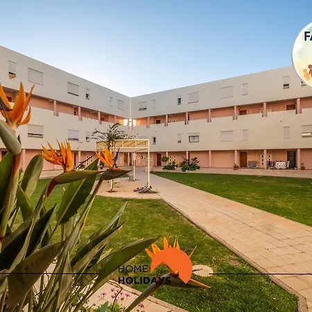 #012 Exclusivo Familias, Habijovem By Holidays